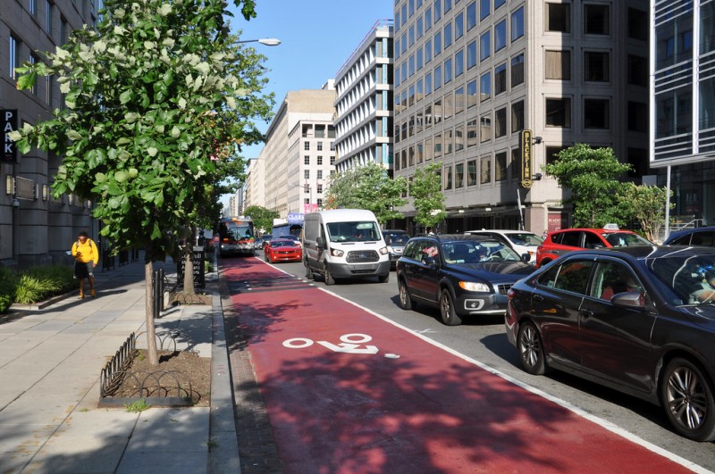 DC’s Bus-Only Lane Passes Test, Expanding to Saturday