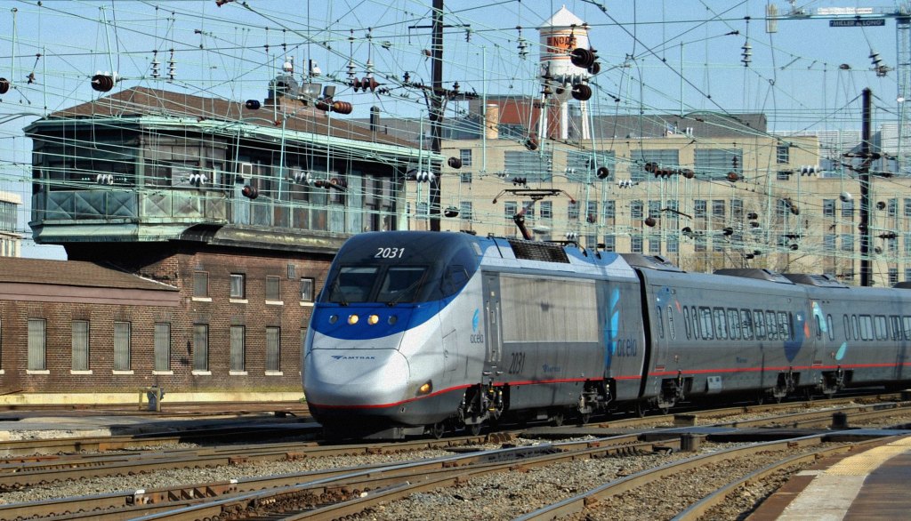 Amtrak Wants To Compete With Planes And Roads