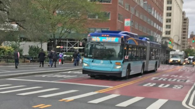 NYC Riders Return To Buses — But Speeds Are Dropping