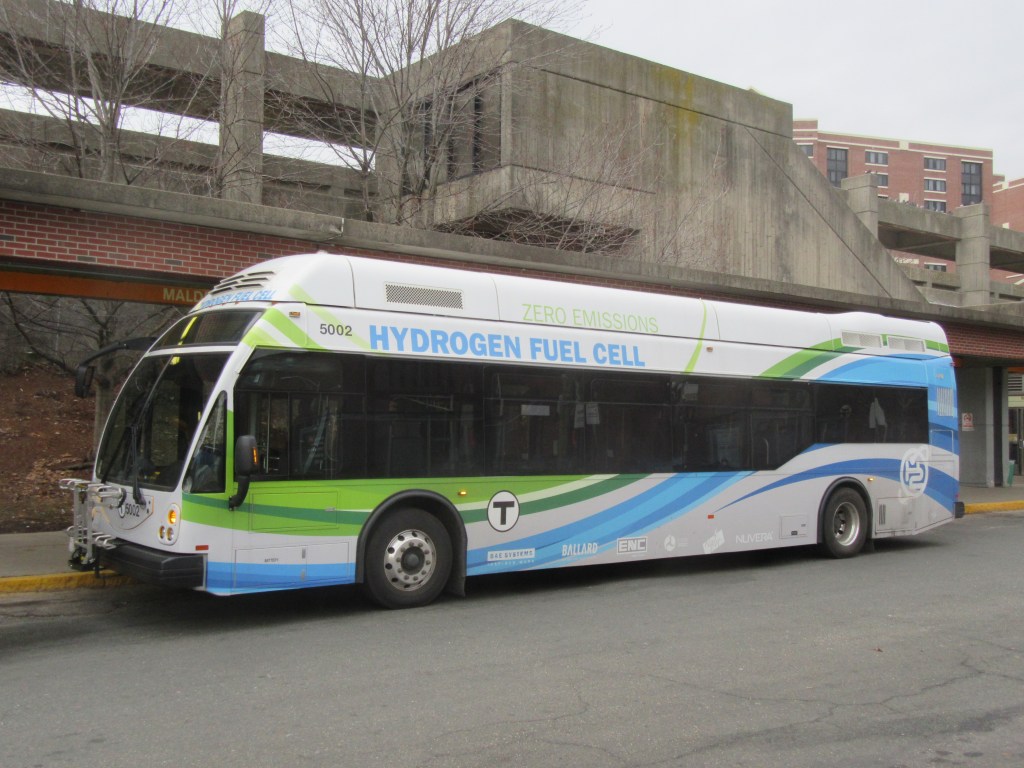 Op-Ed: Do Hydrogen Fuel Cell Buses Make Sense for Cities?