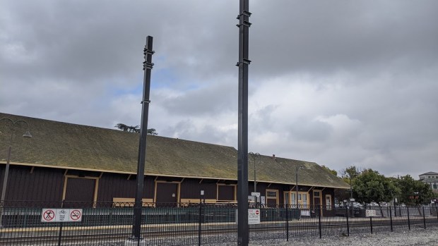 Commentary: Electrify California’s Trains Now