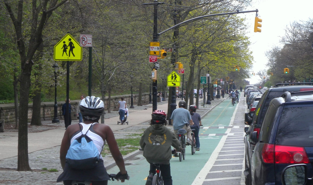 STUDY: New Bike Lanes Aren’t Associated With Displacement of BIPOC, Low-Income People