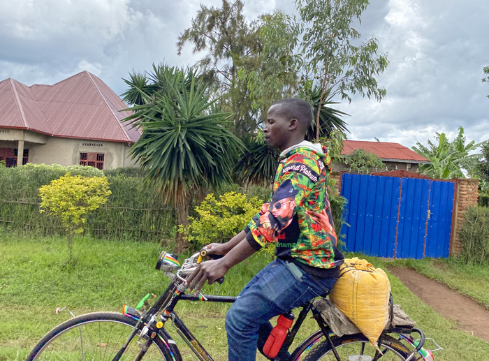 Travel Snapshots: Bikes! in Zimbabwe and Rwanda