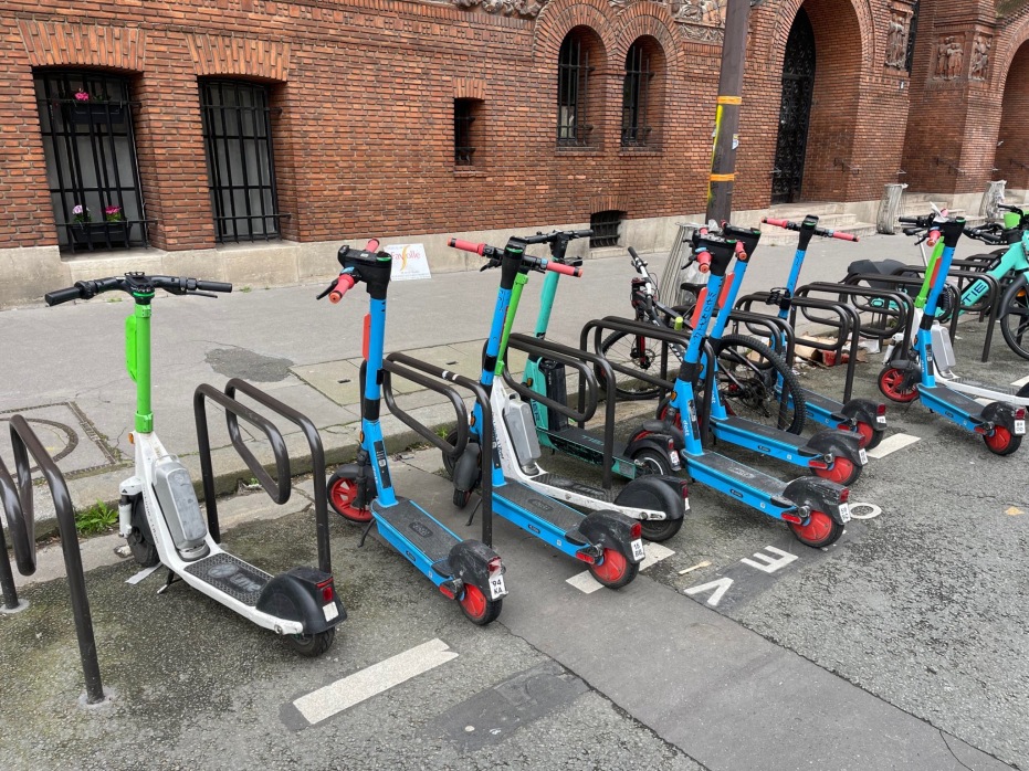 Scooter Companies Talk Best Practices (Though Low Speeds May Be Counter-Productive)