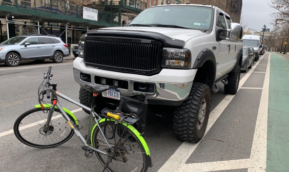 Report Provides More Reasons to Rein in Supersized SUVs (As If You Needed More)