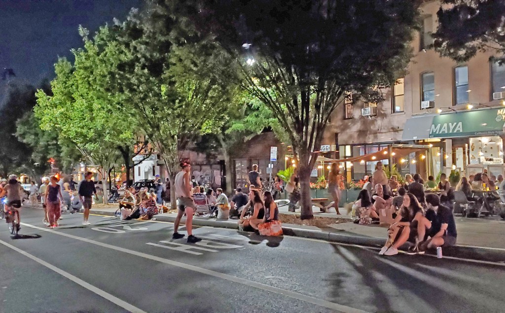 A Californian Learns the Secret of NYC’s Safety: People in Public Space