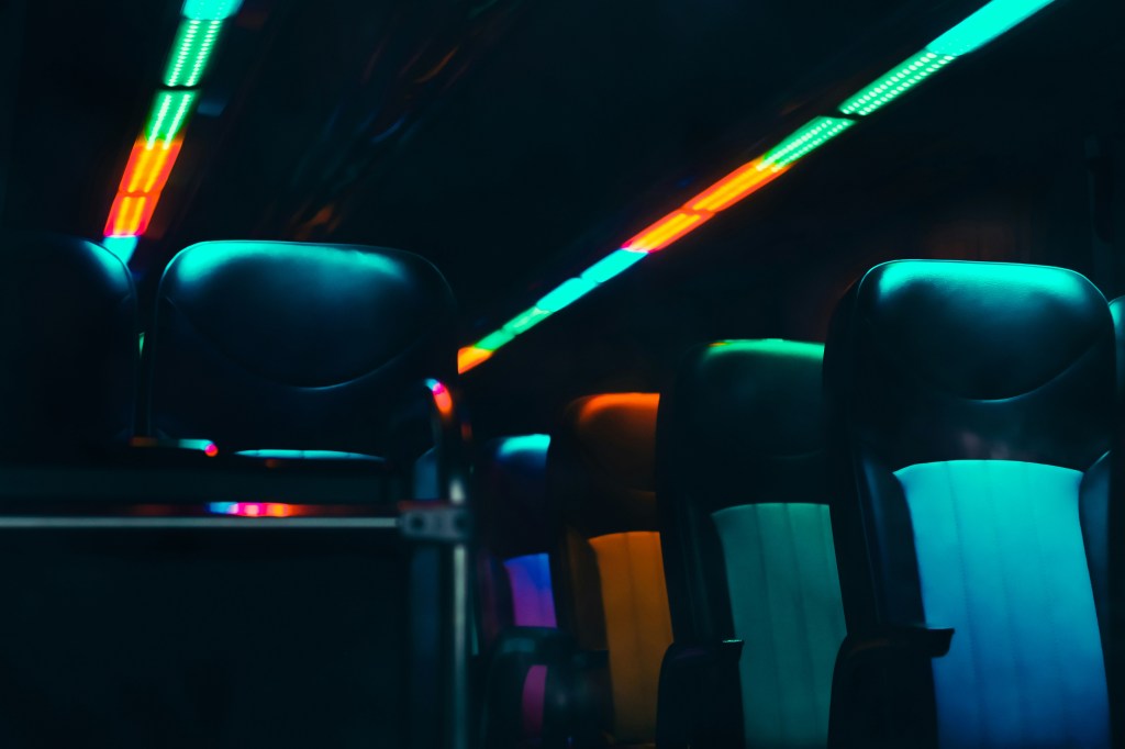 State DOTs Could Fuel a Resurgence in Intercity Bus Travel