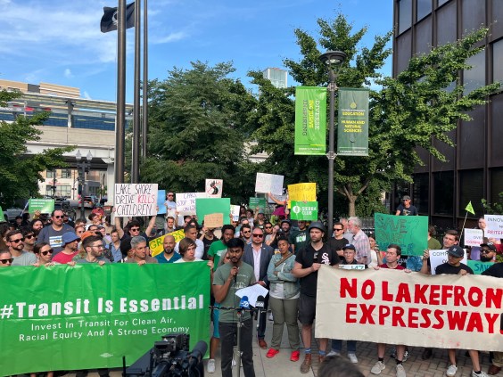 Chicago Advocates are Demanding a People-Friendly Lake Shore Drive