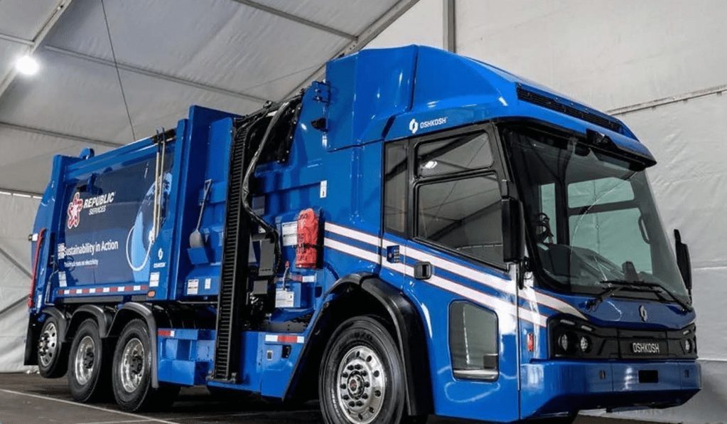 Thursday Is Pickup Day for Headlines