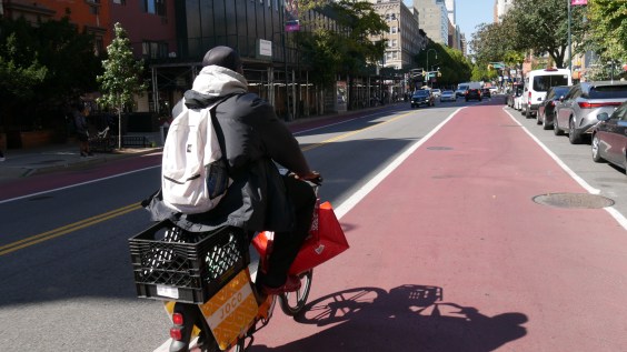 Report: NYC is Undercounting The E-Bike Boom